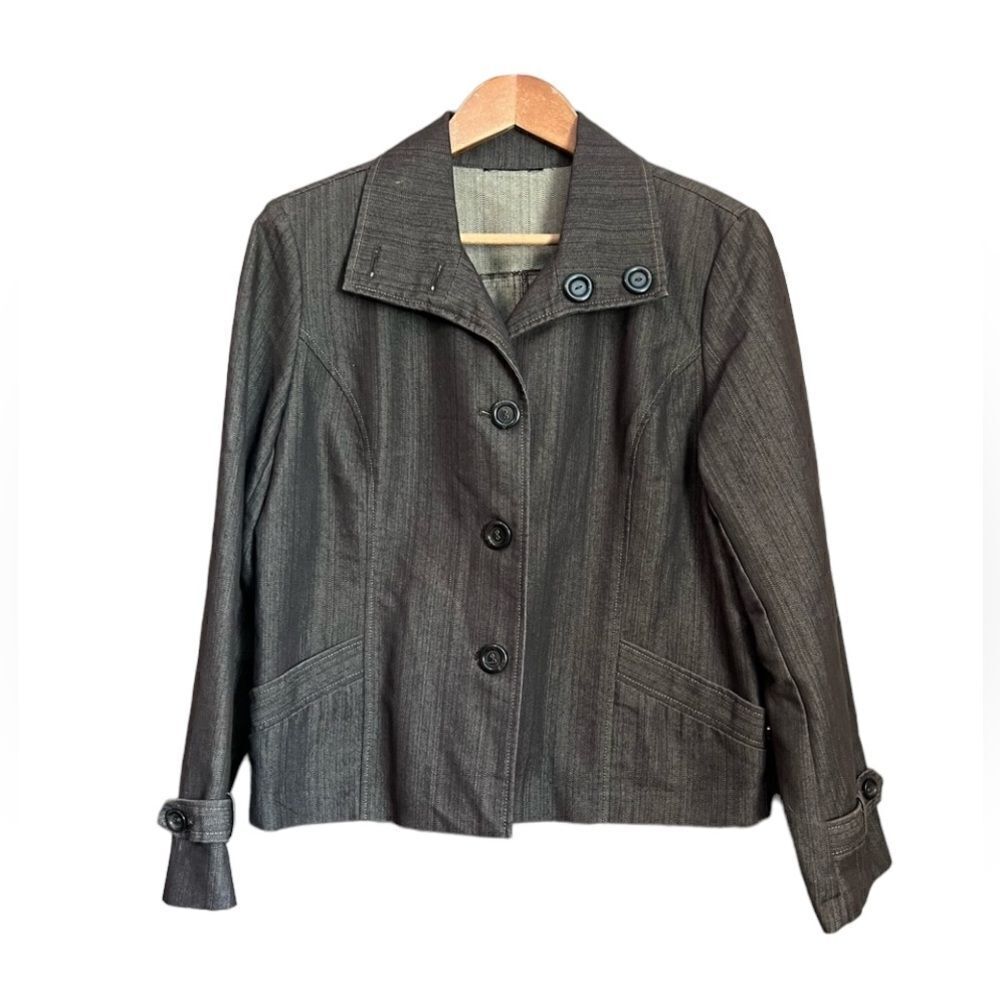 ‎3 for $30! Brown blazer with shoulder padding